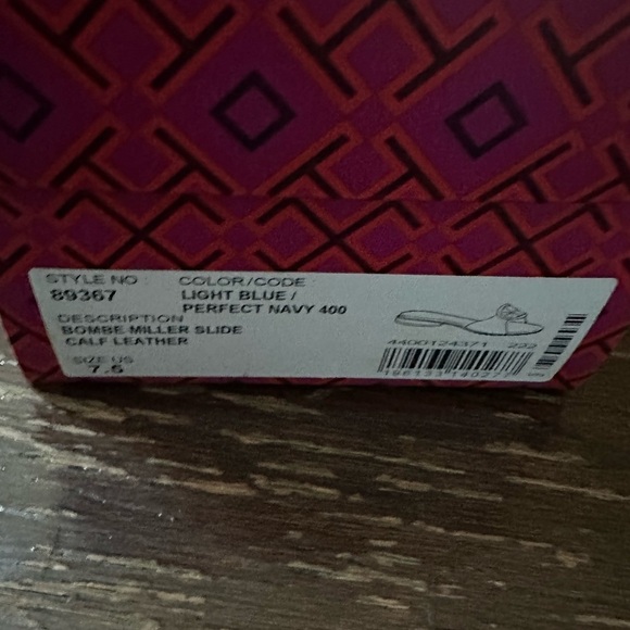 Tory Burch-Bombe Miller leather sandal 7.5-brand new-light blue/navy-Retail $300 - Picture 10 of 15